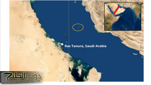 مطالبة سفينة حربية قرب المياه السعودية بالتحول نحو إيران