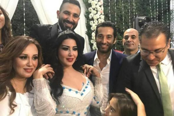 كيف تسبب عمرو سعد في انفصال سمية الخشاب عن أخيه