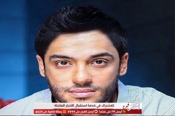 شاهد.. أول ظهور لعلامات مرض البهاق على يد رامي جمال