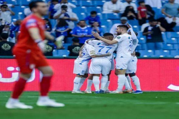 الهلال يضرب الحزم بثلاثية ويتأهل إلى ربع نهائي كأس الملك