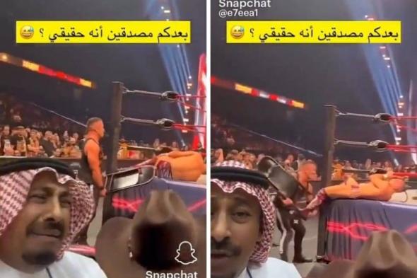 سعودي يكشف حقيقة الضرب في المصارعة الحرة وكيف يخدعون الجمهور.. اتفرج