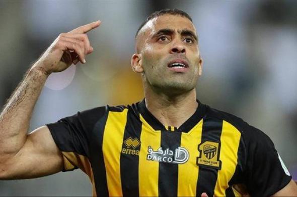 عبد الرزاق حمد الله يتقدم بالهدف الأول لصالح الاتحاد في مرمى النصر