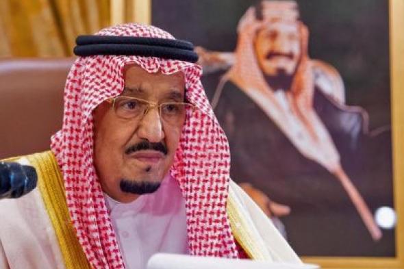 أمر عاجل من الملك سلمان بمناسبة العام الجديد 2024 .. اجراءت تحدث لاول مرة بشان الاقامات ادخلت السعادة الى بيوت كل الوافدين