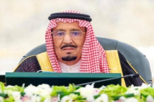 اتفرج إمام سعودي يكشف سر حادثة للملك سلمان عندما كان أميرا للرياض !!