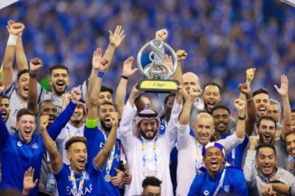 رحيل ثلاث نجوم من الهلال لبدء الاحتراف: هل يواجه الفريق أزمة جديدة؟