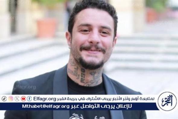 أحمد الفيشاوي يشارك لحظات مميزة مع ابنه "تيتوس" في الجونة ويثير جدلًا واسعًا بين جمهوره