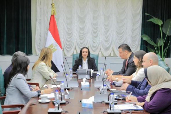 وزيرة التضامن تستقبل ممثلة المفوضية السامية لشئون اللاجئين لدى مصر وجامعة الدول...